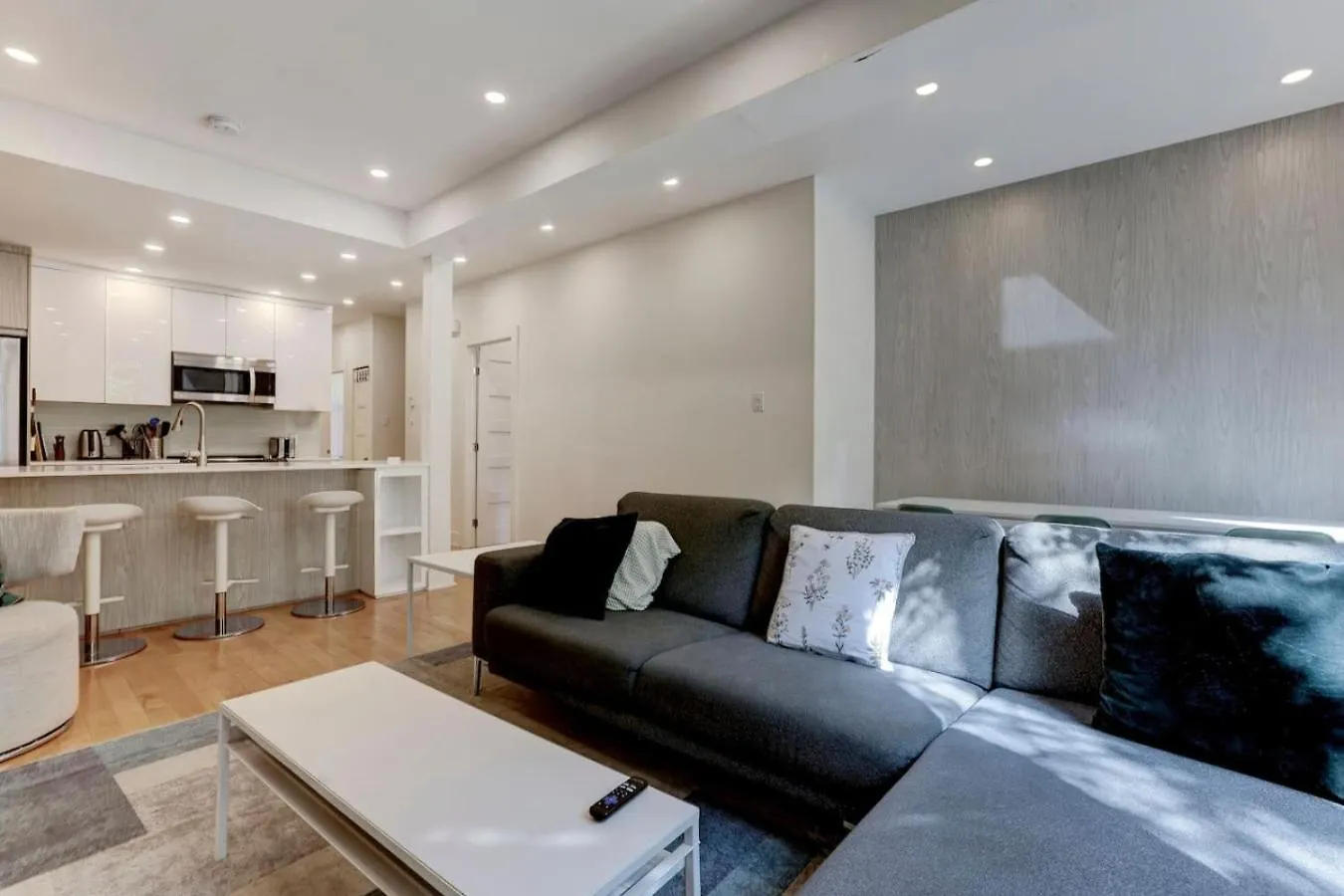 Apartament Chic 4Br Plateau Haven Heart Of Montreal